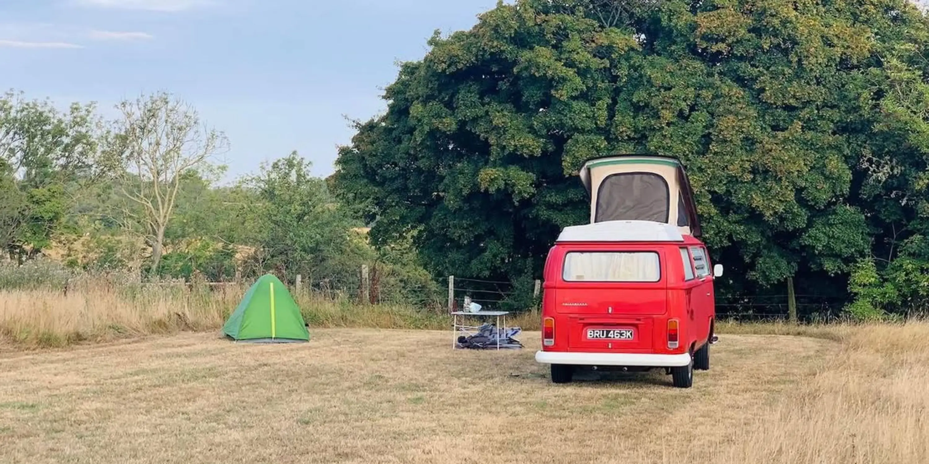 Car-Free Campsites in Kent with Parking: How Arrival and Unloading Actually Work