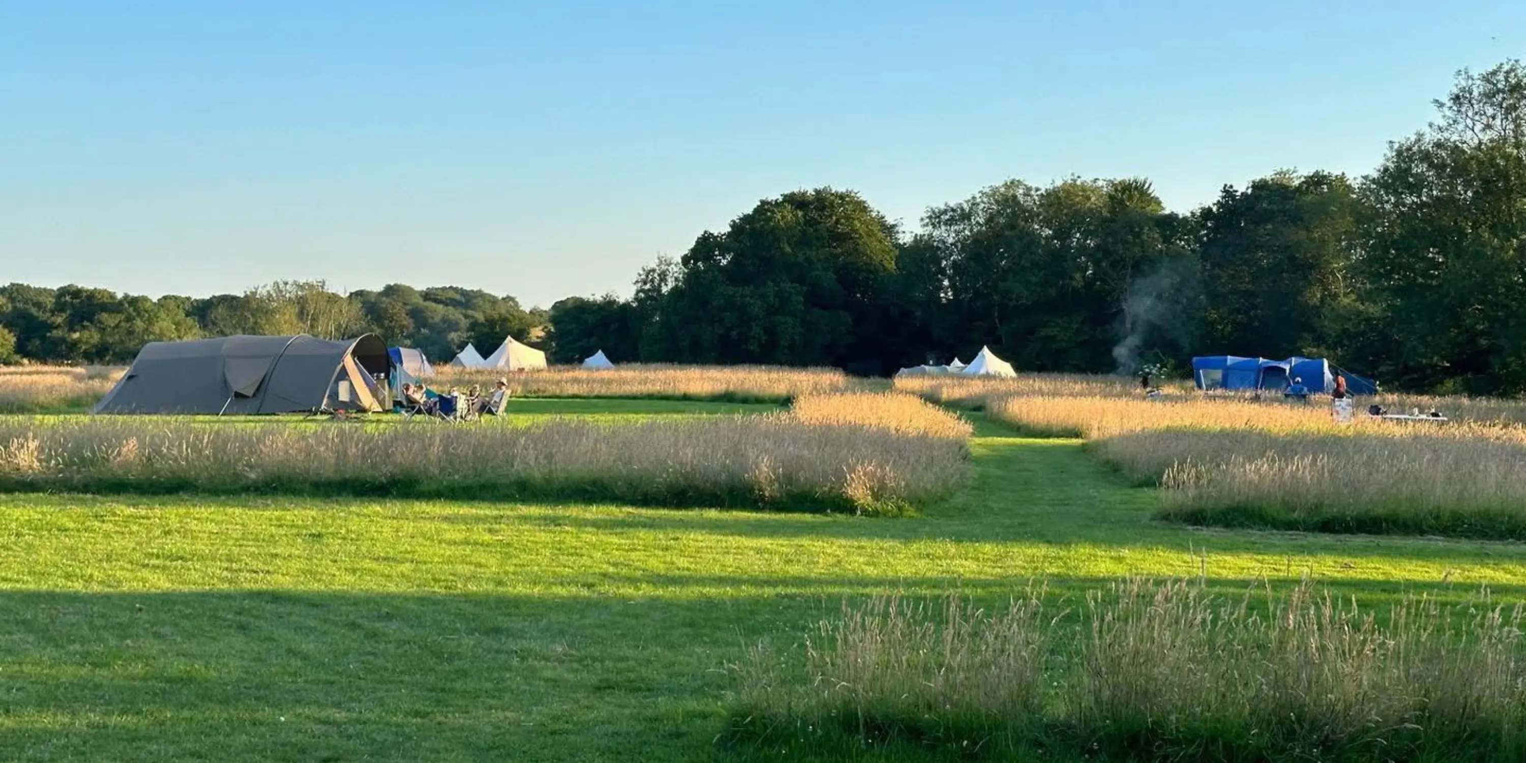 Corporate & Team Retreats in a Kent Meadow: Off-Grid Away Days